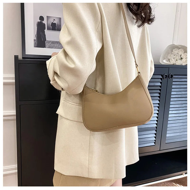 Fashionable and Trendy Solid-Color Handbag