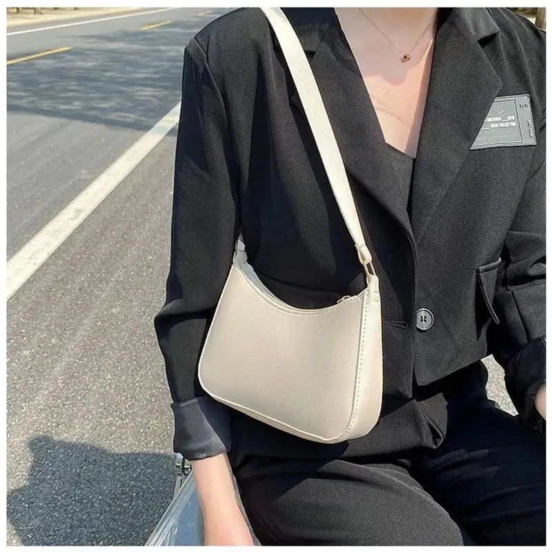 Fashionable and Trendy Solid-Color Handbag