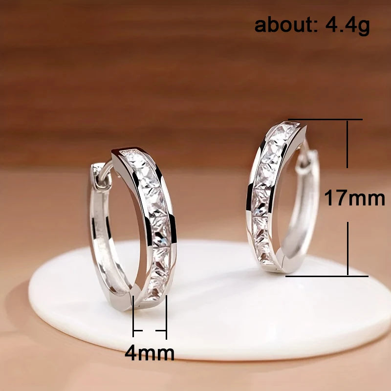 Huitan Hoop Earrings with Princess