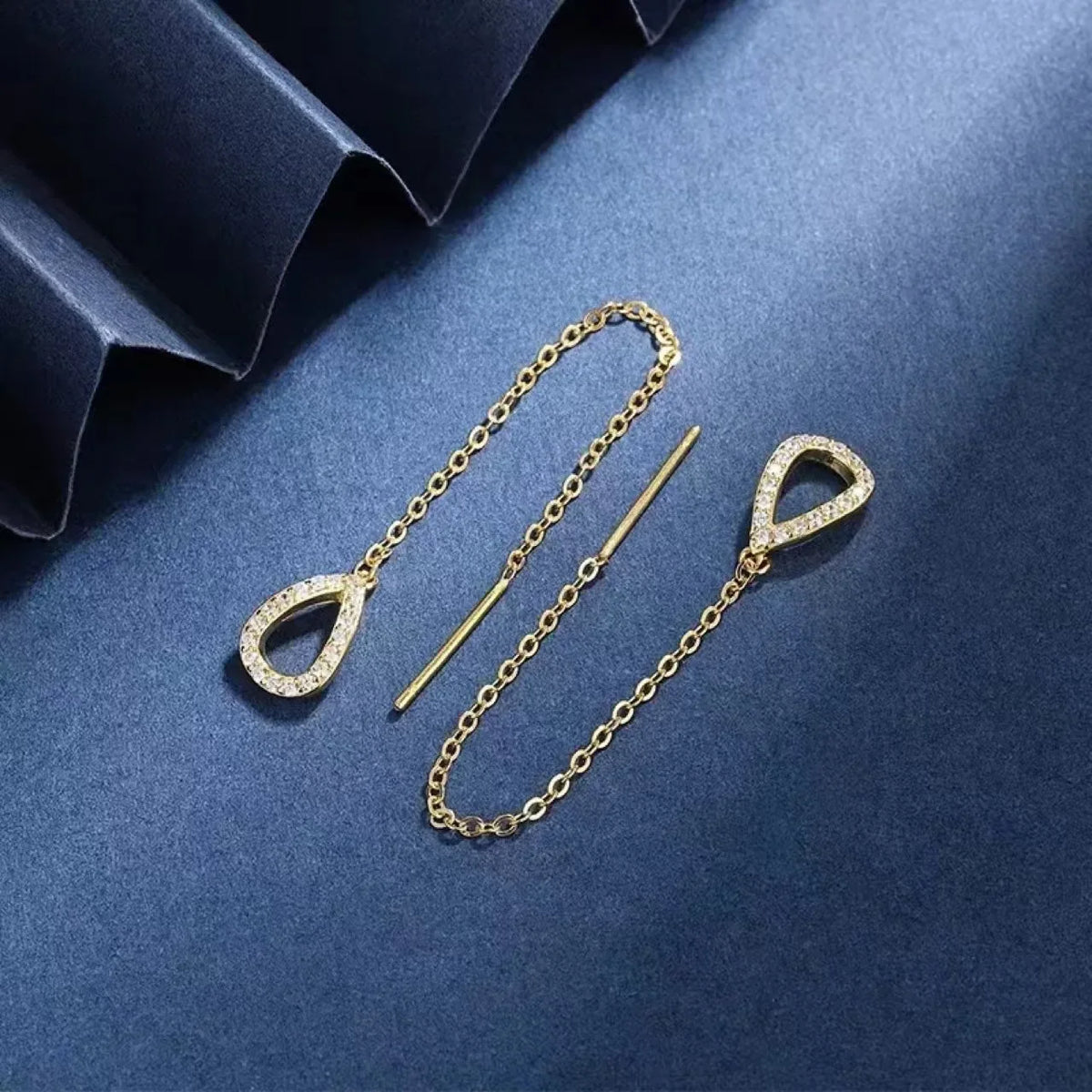 Retro shiny women's earrings
