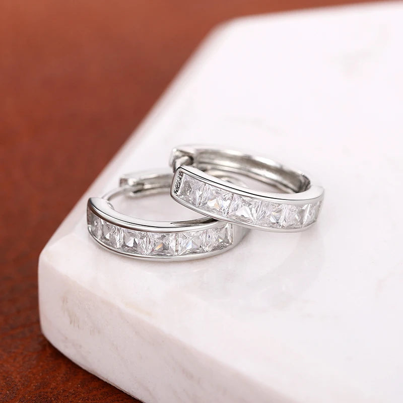 Huitan Hoop Earrings with Princess