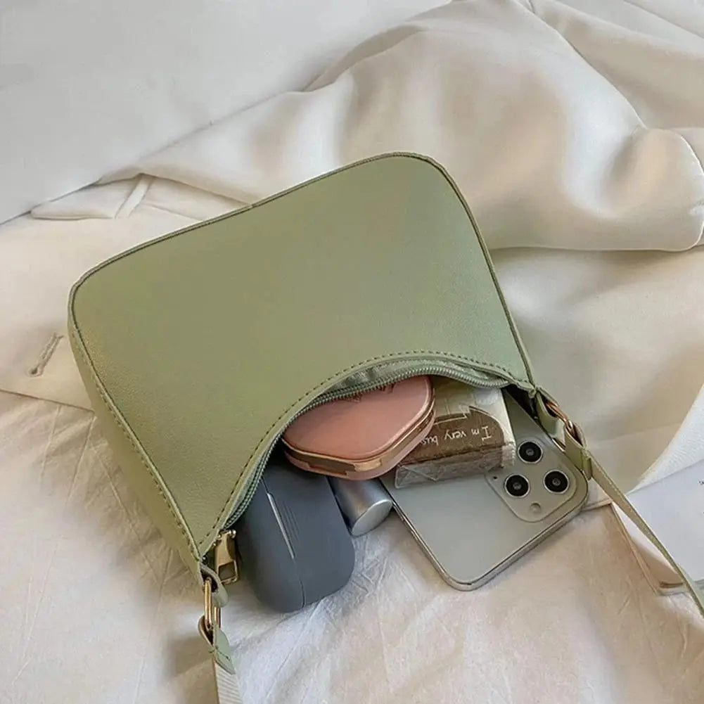 Fashionable and Trendy Solid-Color Handbag