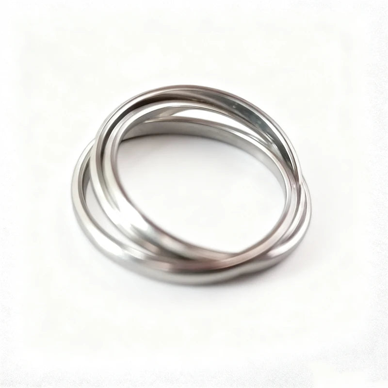 Stylish Interlocking Rings