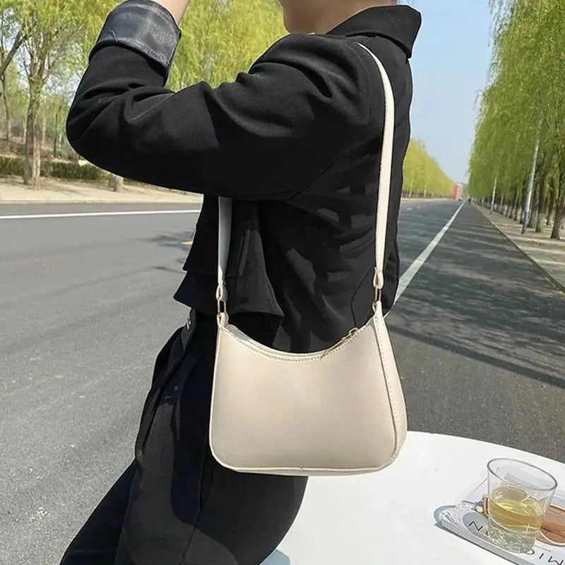 Fashionable and Trendy Solid-Color Handbag