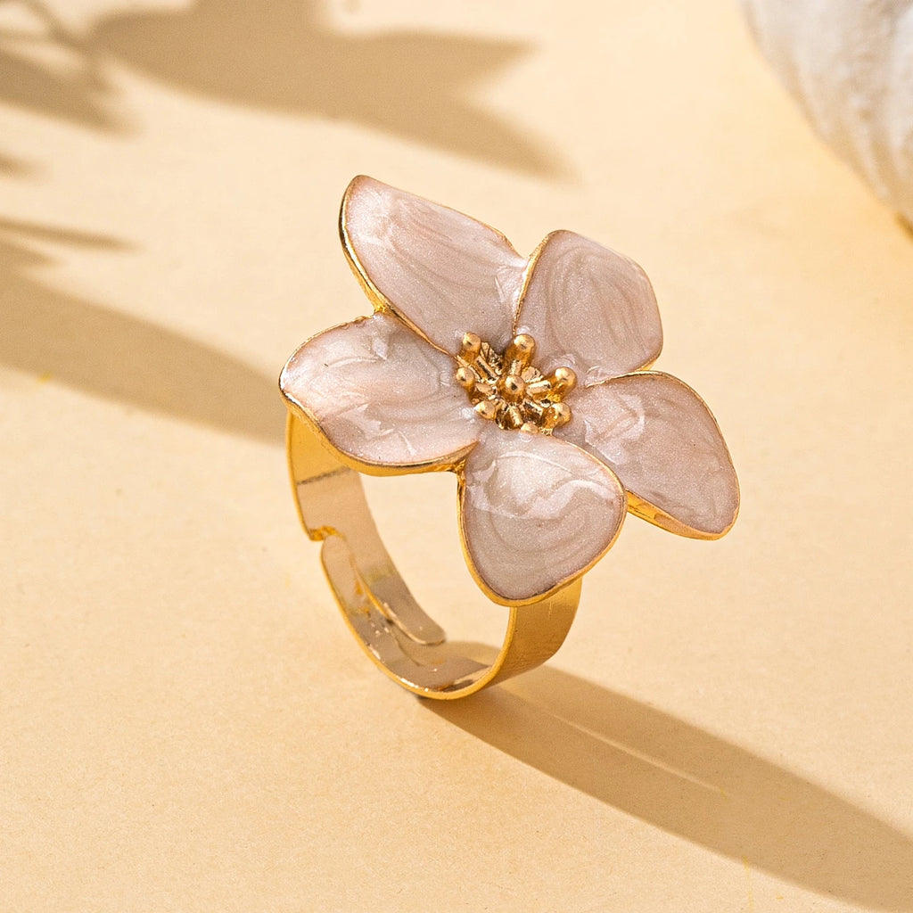 A Women's Ring in the Shape of a Flower with an Enamel Process, Colorful and Adjustable in Size, Suitable for Everyday Wear and Holidays