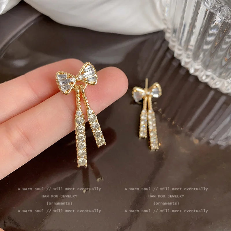 Gold Color Shiny Bow Stud